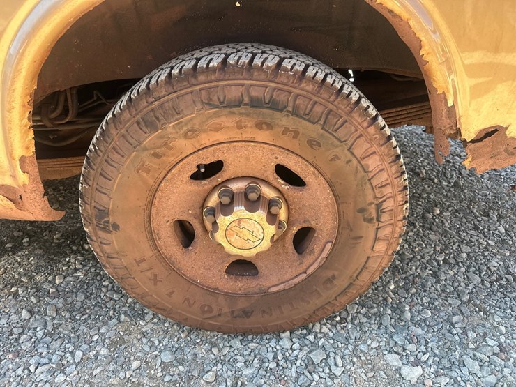 2005-chevrolet-express-3500-image-50