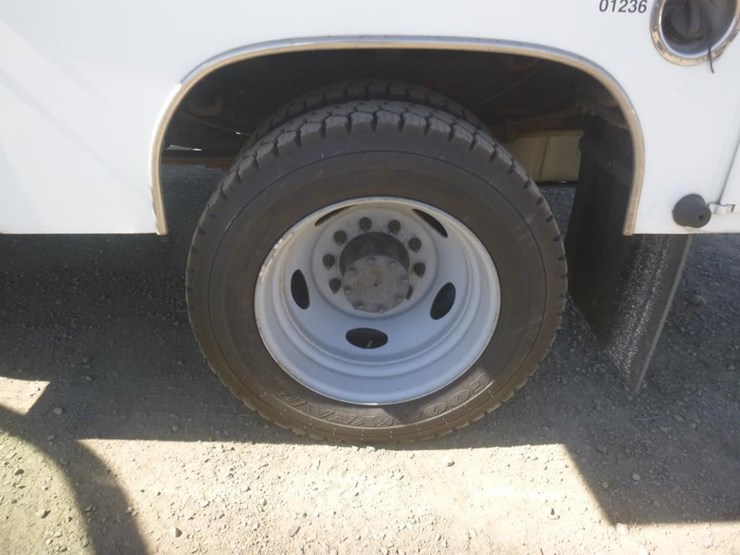 2007-ford-f450-image-22