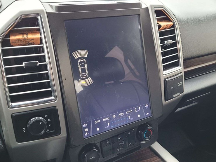 2016-ford-f150-image-14