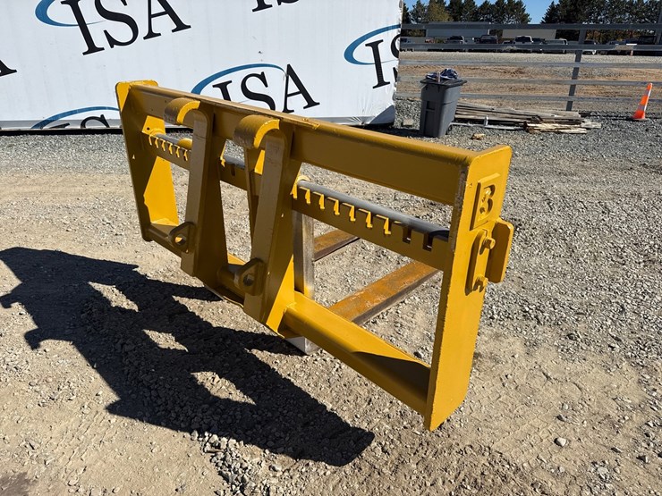 caterpillar-938g-image-11