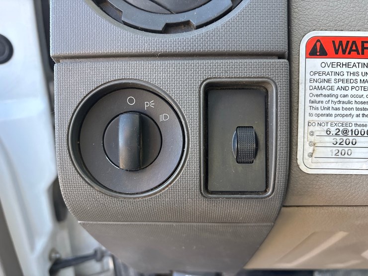 2008-ford-f550-image-65