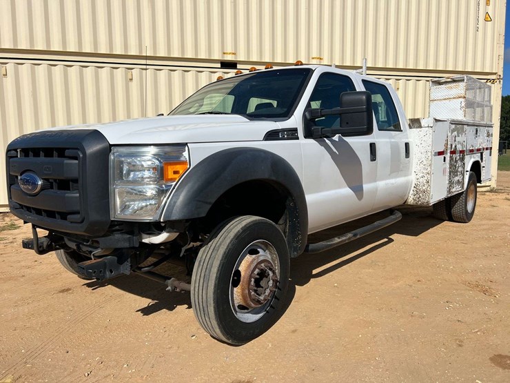 2015-ford-f550-image-1