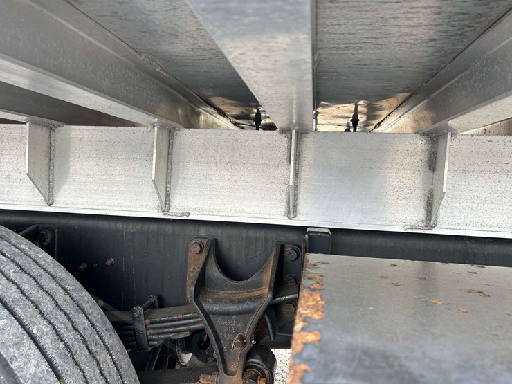 2009-international-durastar-4400-image-18