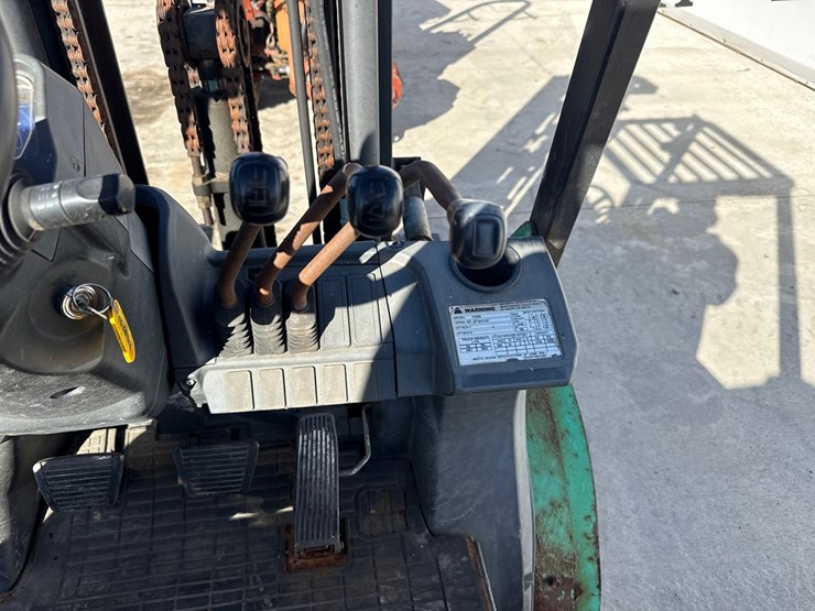mitsubishi-fg30n-image-35