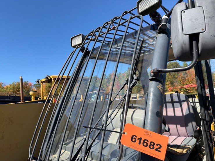 caterpillar-th360b-image-81
