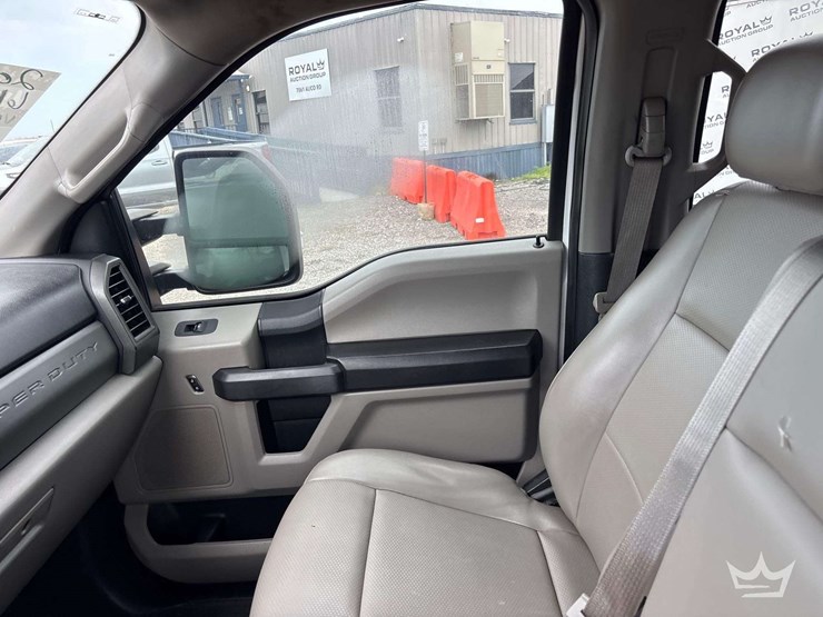 2019-ford-f250-image-30