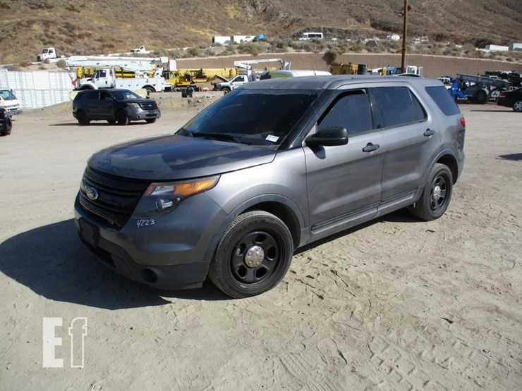2014-ford-explorer-image-1