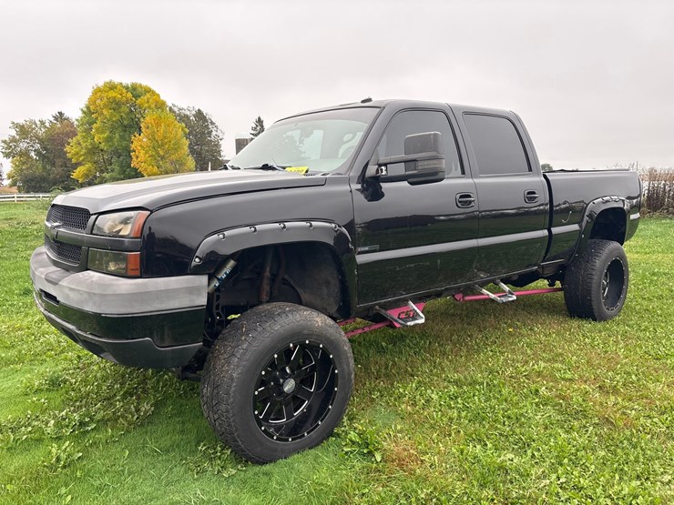 2003-chevrolet-2500-image-1