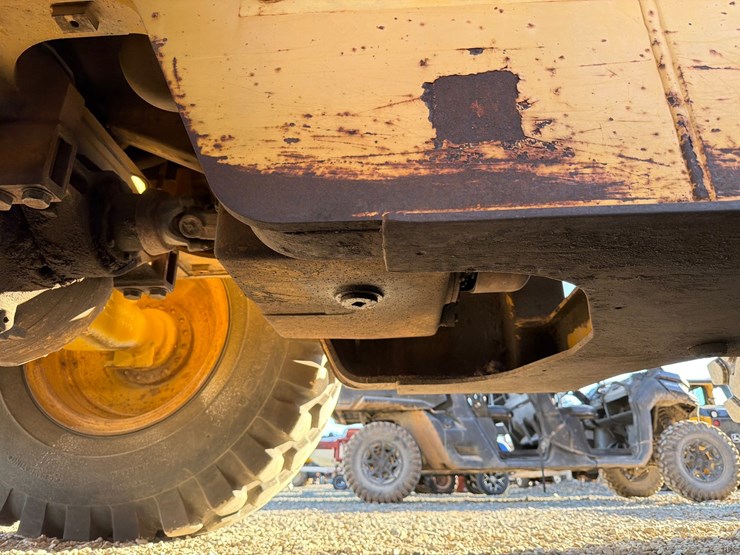caterpillar-938g-image-47