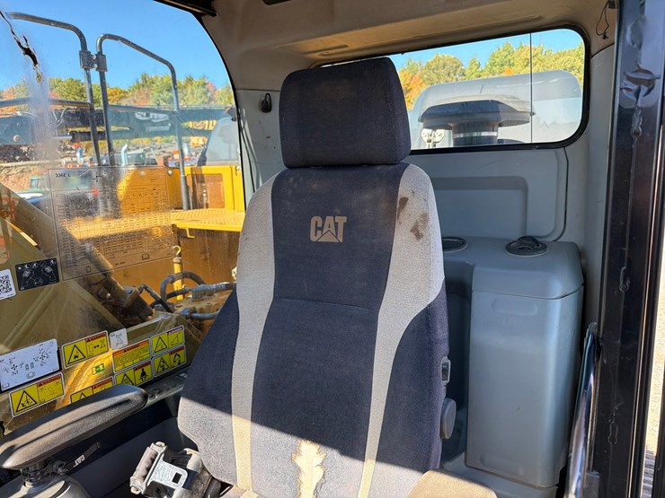 2013-caterpillar-c9-image-93