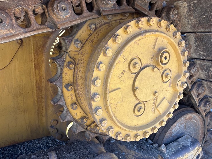 caterpillar-d5m-lgp-image-64