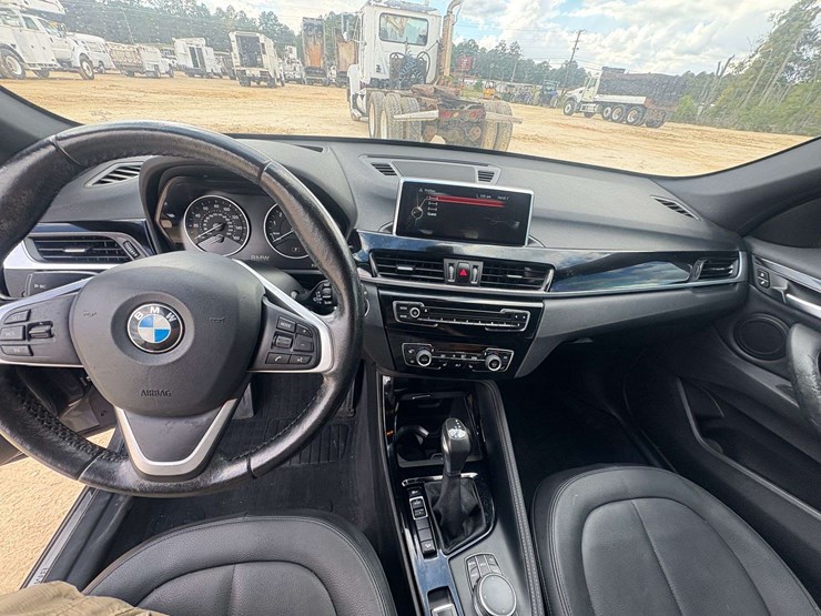 2016-bmw-x1-image-13