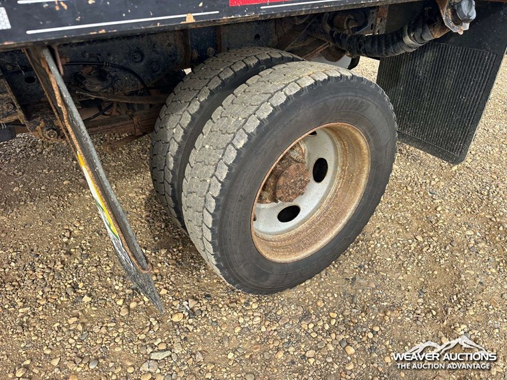2016-ford-f550-image-41