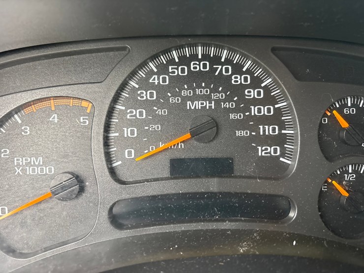 2003-chevrolet-2500-image-53