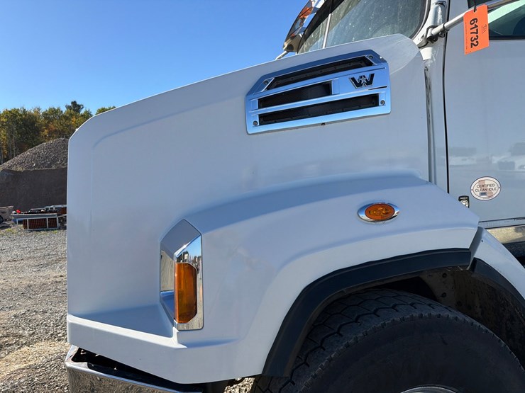 2018-western-star-4700-image-10