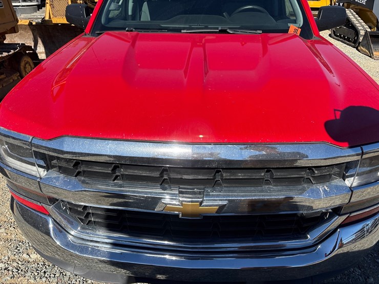 2018-chevrolet-silverado-1500-image-26