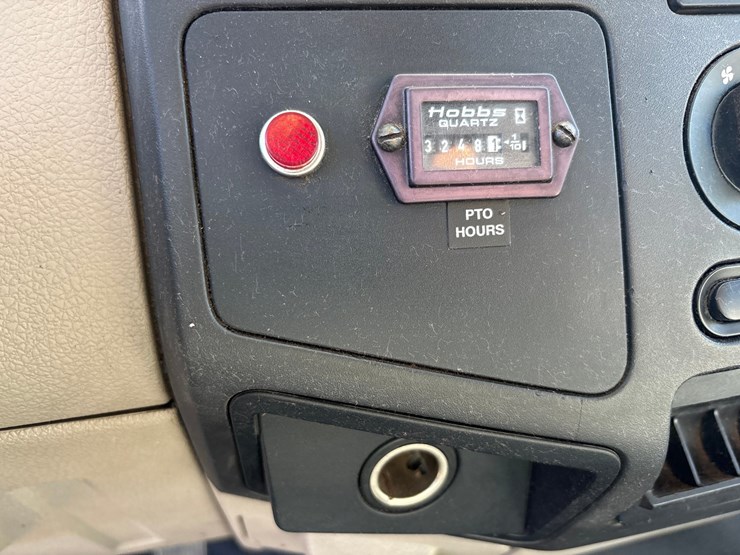 2008-ford-f550-image-72