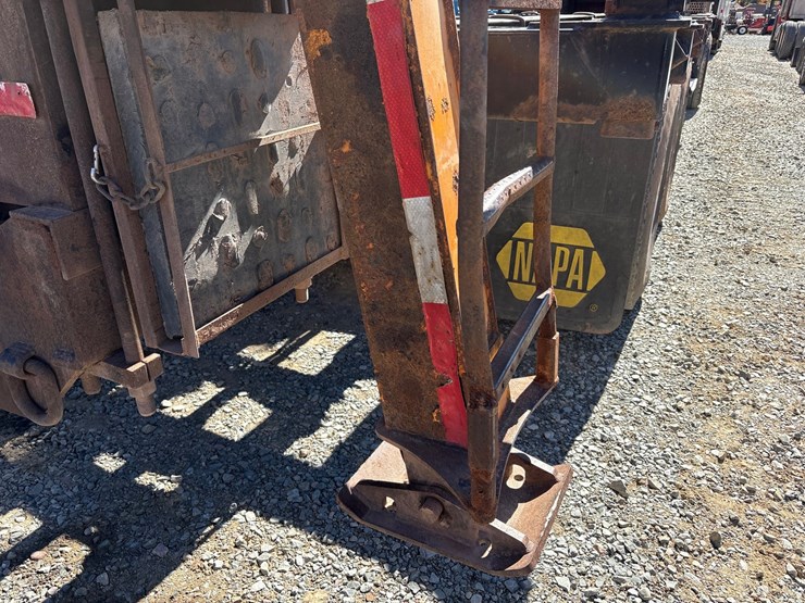 2009-kenworth-t800-image-32