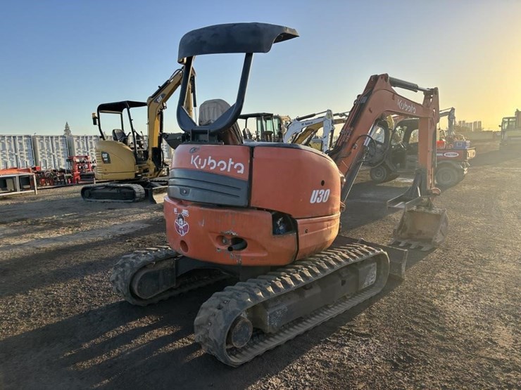 kubota-u30-image-3