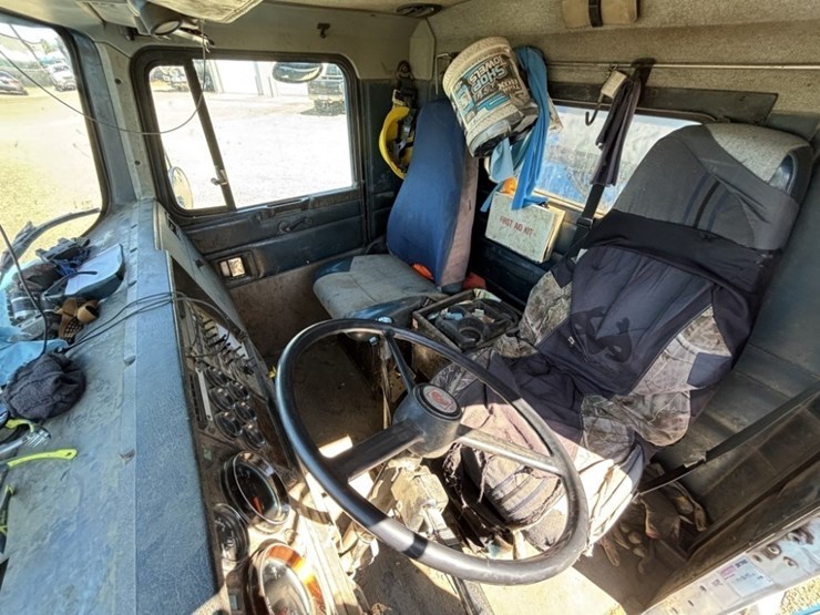 1994-vactor-2115-image-40
