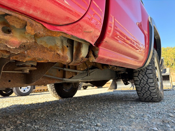 2015-chevrolet-silverado-1500-image-29