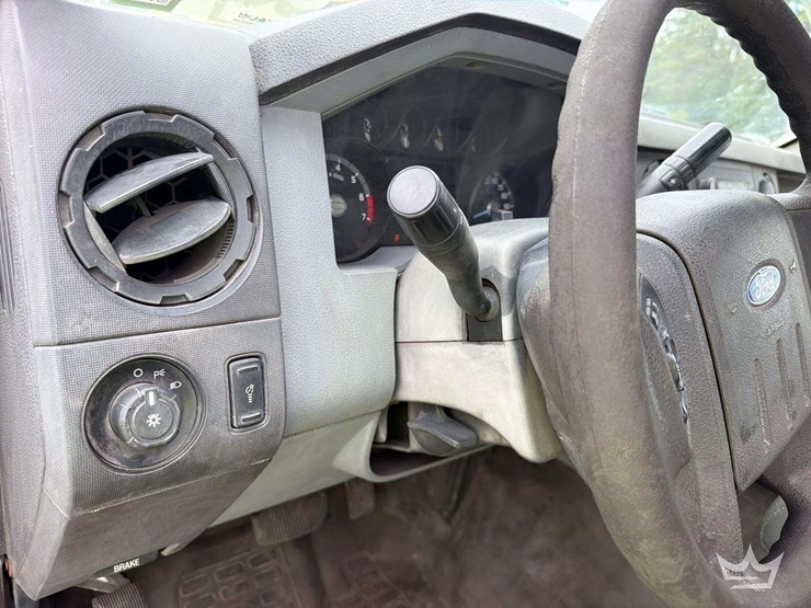 2012-ford-f350-image-10