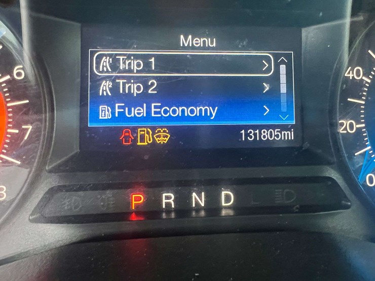 2017-ford-explorer-image-28