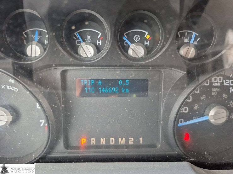2014-ford-f350-image-17