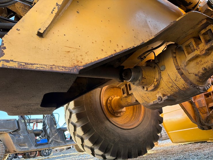 caterpillar-938g-image-46