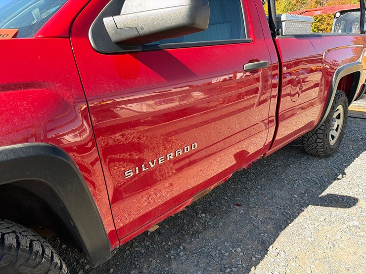 2015-chevrolet-silverado-1500-image-11