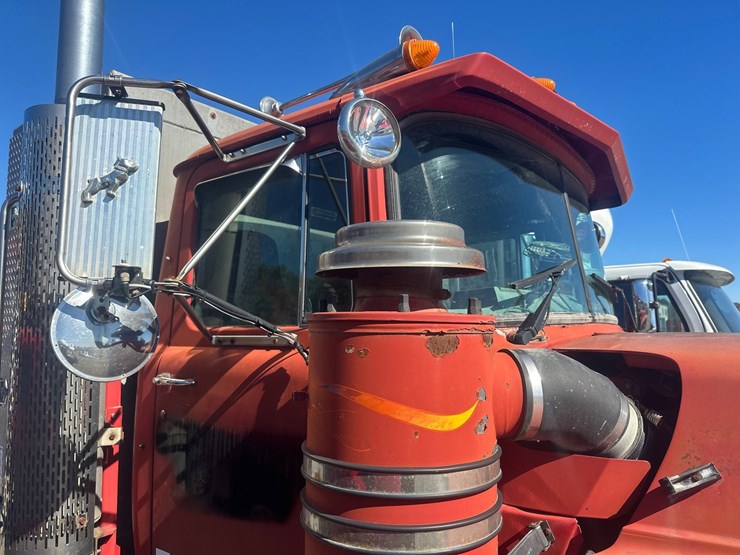 mack-rb688s-image-13