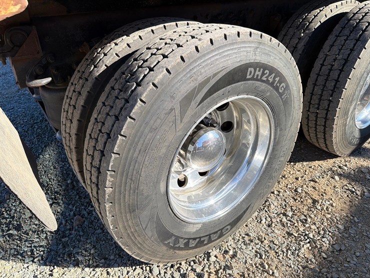 2018-western-star-4700-image-96