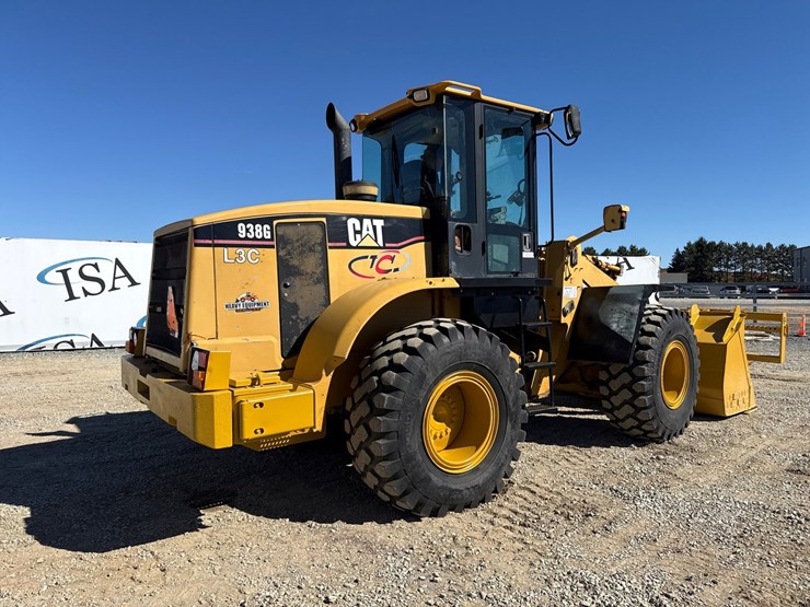 caterpillar-938g-image-5