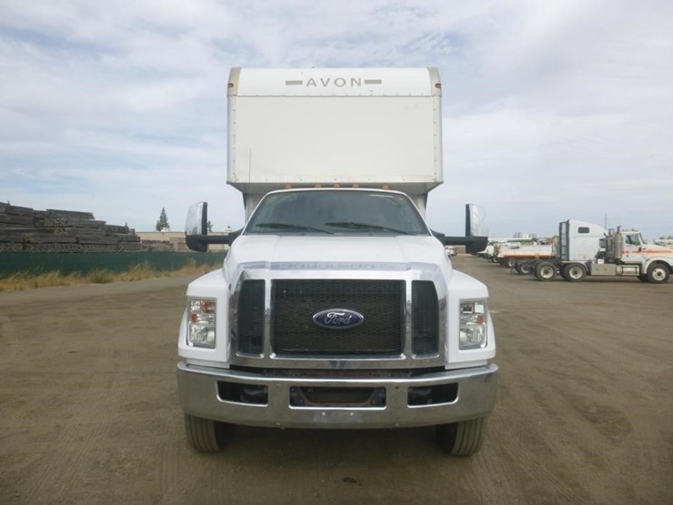 2016-ford-f650-xlt-image-11