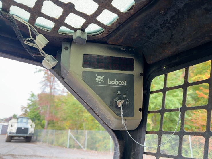 2000-bobcat-864-image-20