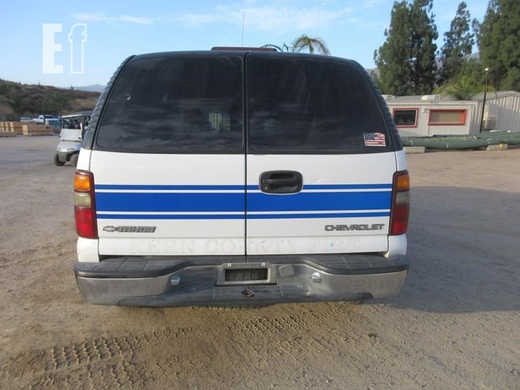 2001-chevrolet-tahoe-image-14