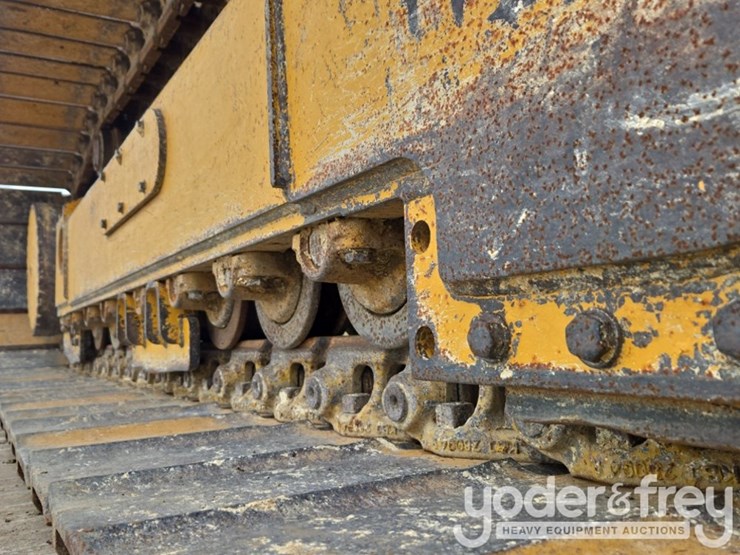 2021-deere-750l-lgp-image-18
