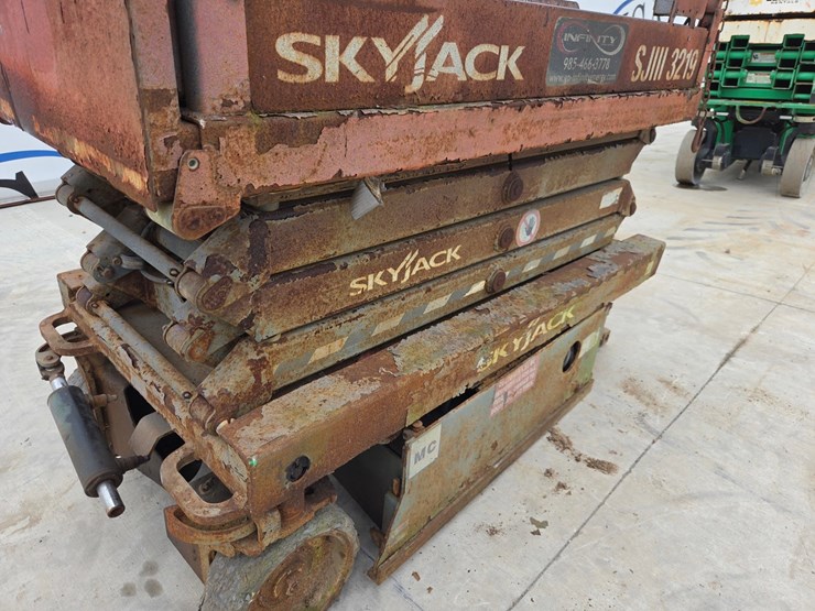 2018-skyjack-sjiii3219-image-8