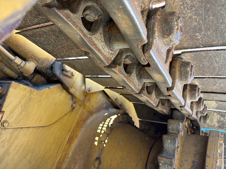 caterpillar-d5m-lgp-image-65