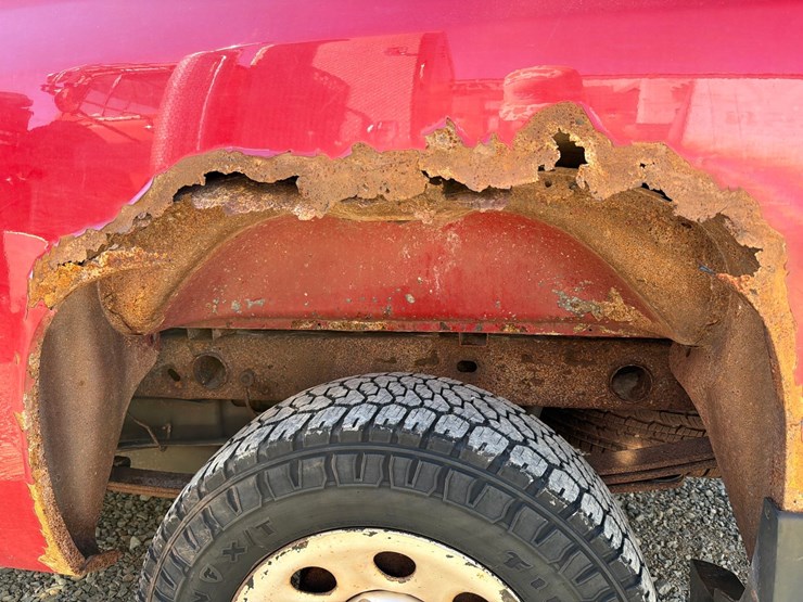 2013-chevrolet-1500-image-17