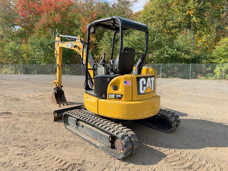 2016-caterpillar-304e2-cr-image-3