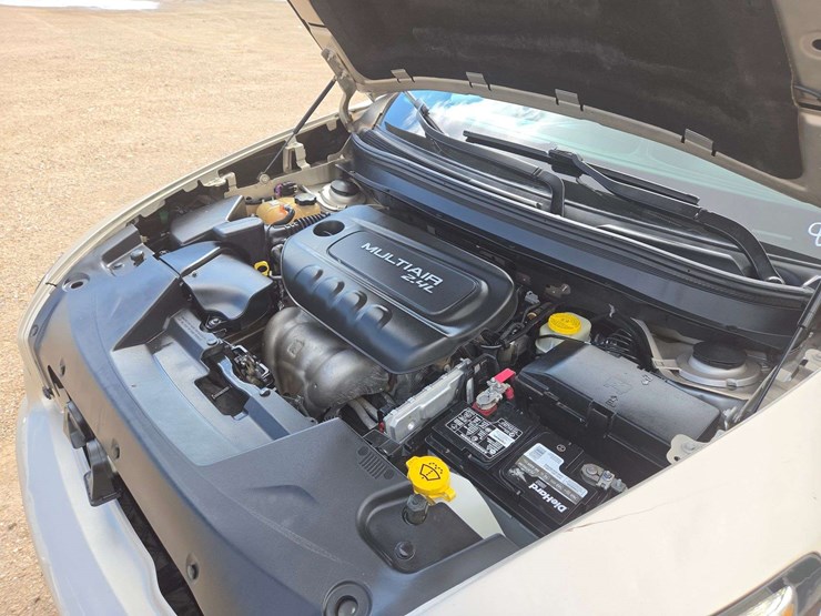 2015-jeep-cherokee-image-16