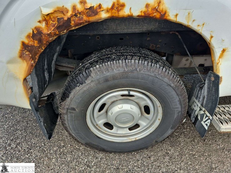 2014-ford-f250-image-29