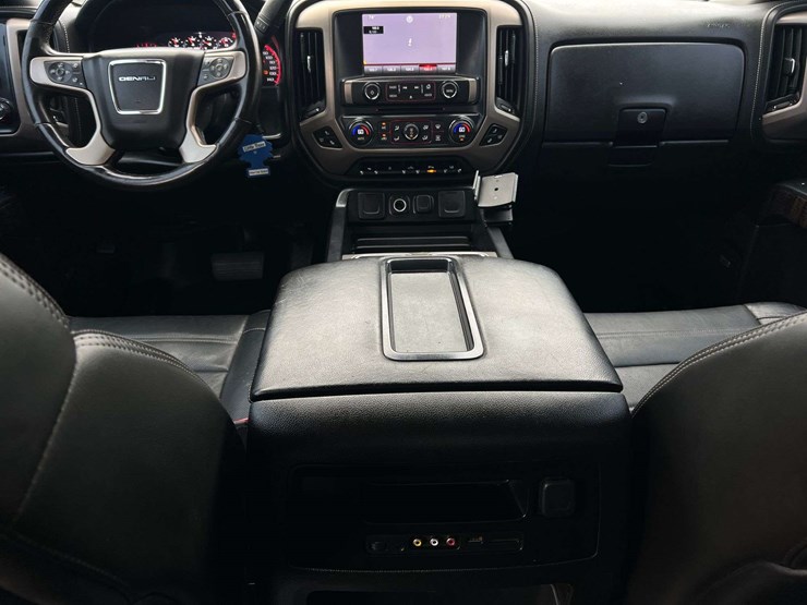 2014-gmc-sierra-1500-denali-image-25