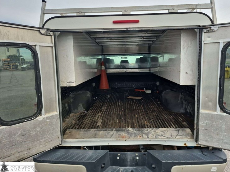 2014-ford-f250-image-27