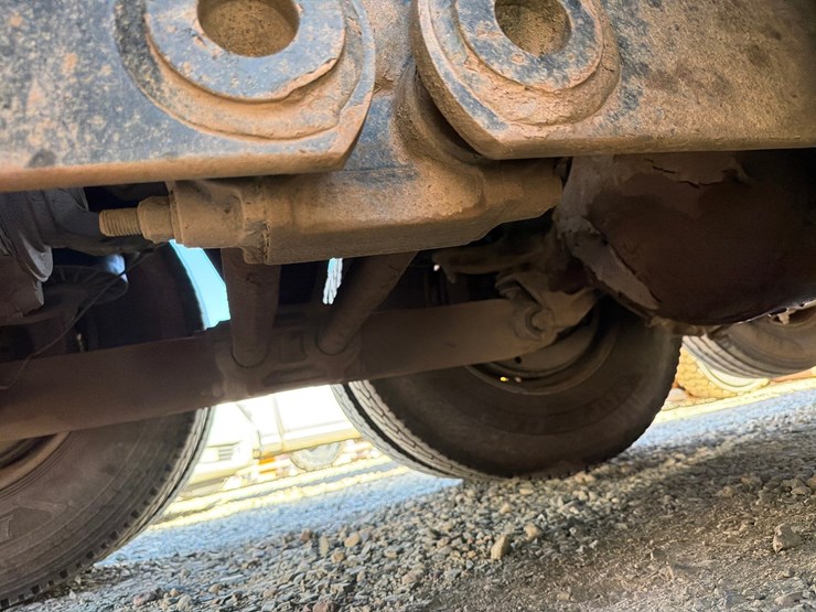 2016-kenworth-t880-image-54