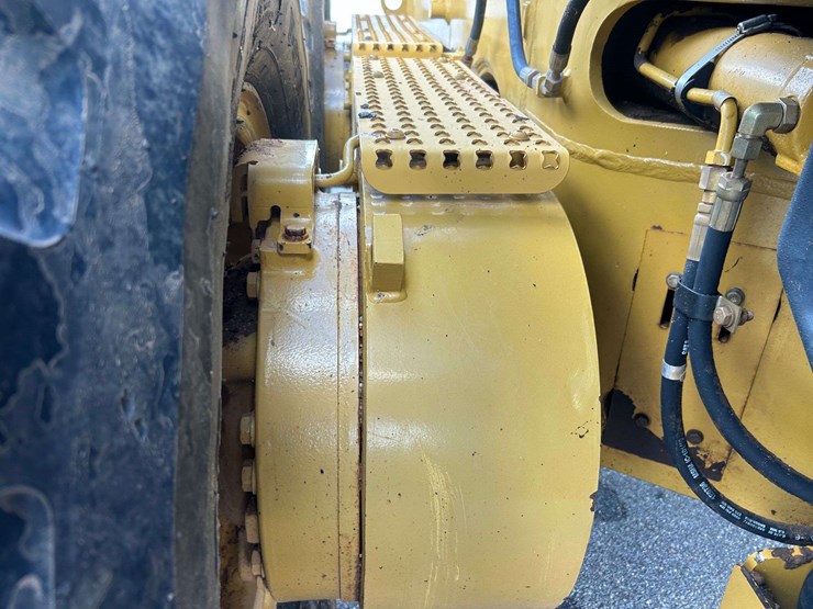 2008-caterpillar-140m-vhp-plus-image-61