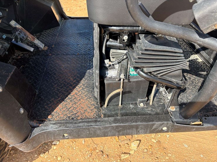 2023-kawasaki-4010-trans-4x4-utility-vehicle-(485-hours)-image-12