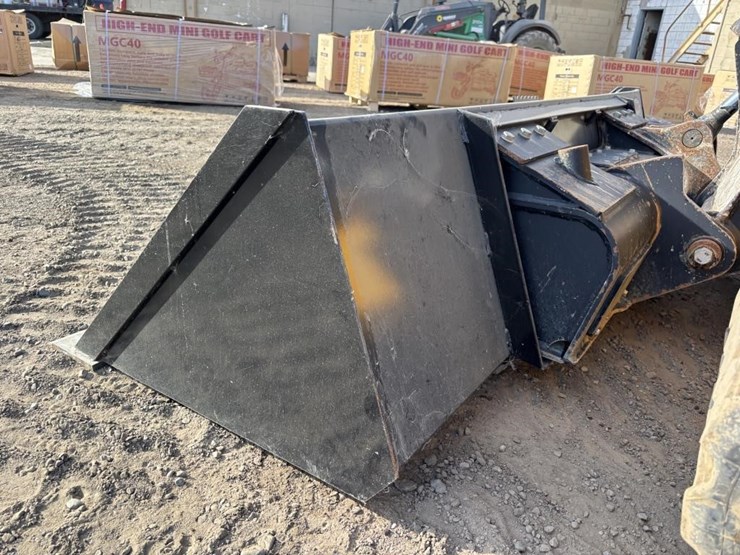 2021-jcb-3ts-8t-image-9