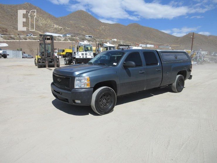 2008-chevrolet-3500-image-1
